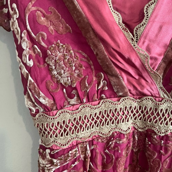 NWT Hale Bob pink dress with velvet and beaded details size small - Picture 3 of 16